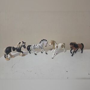 Schleich Set of 4 Horse Figurine